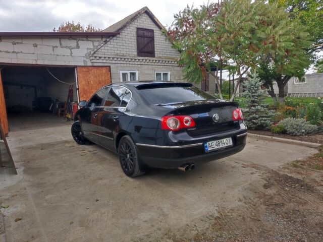 Черный Фольксваген Пассат, объемом двигателя 2 л и пробегом 130 тыс. км за 8000 $, фото 3 на Automoto.ua