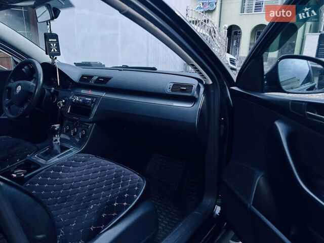 Черный Фольксваген Пассат, объемом двигателя 1.8 л и пробегом 220 тыс. км за 5300 $, фото 9 на Automoto.ua