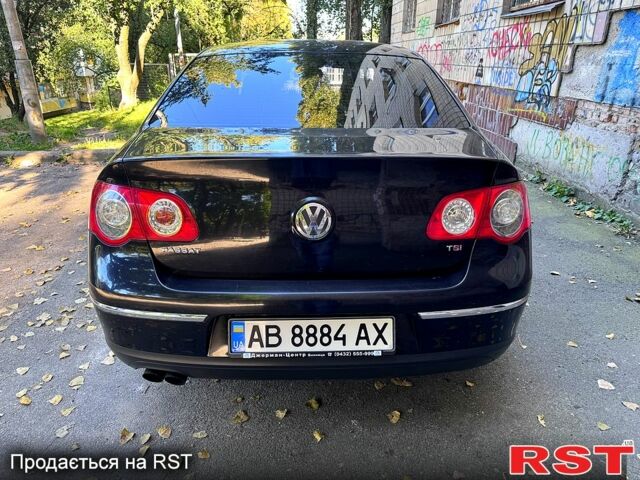 Черный Фольксваген Пассат, объемом двигателя 1.8 л и пробегом 157 тыс. км за 7200 $, фото 2 на Automoto.ua