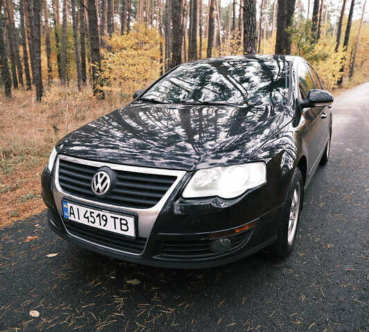 Чорний Фольксваген Пассат, об'ємом двигуна 1.8 л та пробігом 242 тис. км за 5000 $, фото 4 на Automoto.ua