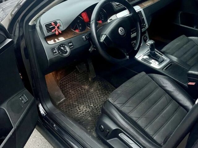 Чорний Фольксваген Пассат, об'ємом двигуна 3.2 л та пробігом 217 тис. км за 4500 $, фото 4 на Automoto.ua