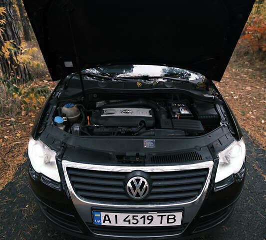 Чорний Фольксваген Пассат, об'ємом двигуна 1.8 л та пробігом 242 тис. км за 5000 $, фото 12 на Automoto.ua