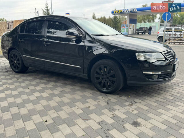 Черный Фольксваген Пассат, объемом двигателя 1.97 л и пробегом 320 тыс. км за 4999 $, фото 3 на Automoto.ua