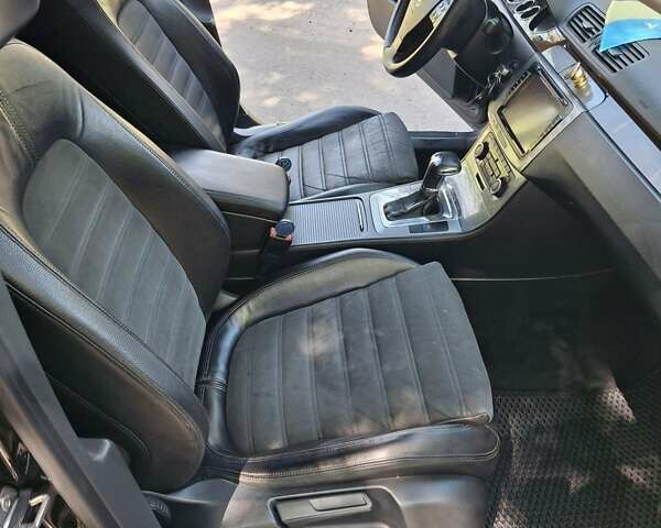 Черный Фольксваген Пассат, объемом двигателя 1.97 л и пробегом 323 тыс. км за 7000 $, фото 8 на Automoto.ua