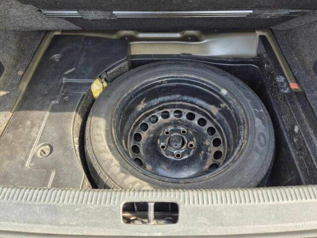 Черный Фольксваген Пассат, объемом двигателя 1.8 л и пробегом 280 тыс. км за 6500 $, фото 8 на Automoto.ua