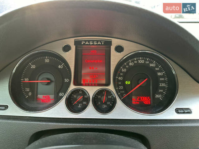 Черный Фольксваген Пассат, объемом двигателя 2 л и пробегом 270 тыс. км за 6800 $, фото 12 на Automoto.ua