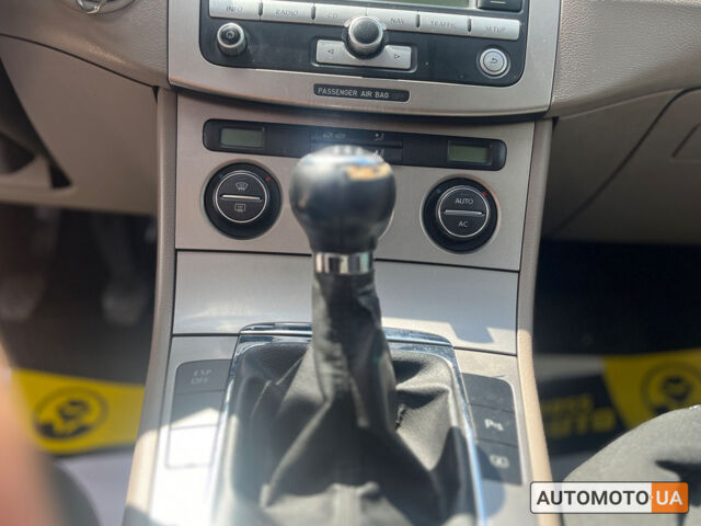 Черный Фольксваген Пассат, объемом двигателя 1.8 л и пробегом 356 тыс. км за 6900 $, фото 14 на Automoto.ua