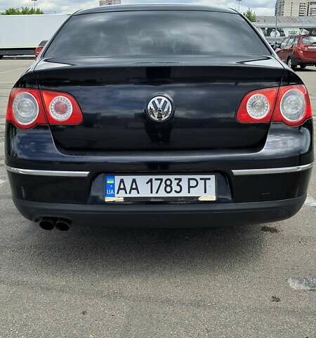 Чорний Фольксваген Пассат, об'ємом двигуна 1.8 л та пробігом 255 тис. км за 7000 $, фото 2 на Automoto.ua