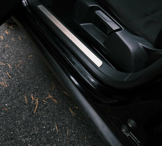 Чорний Фольксваген Пассат, об'ємом двигуна 1.8 л та пробігом 242 тис. км за 5000 $, фото 18 на Automoto.ua