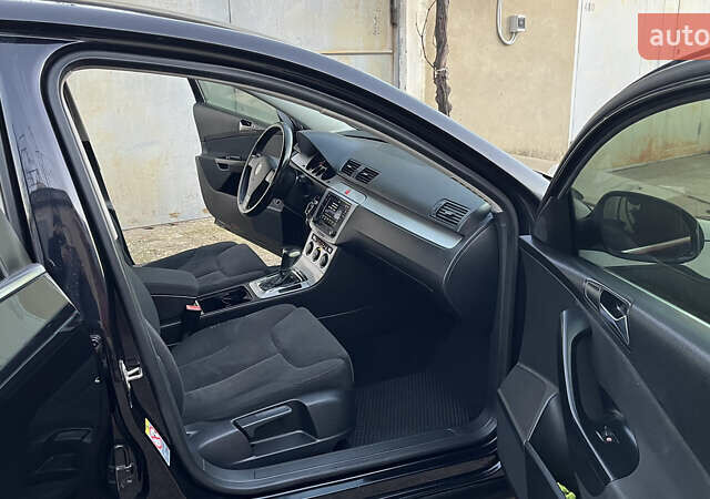 Черный Фольксваген Пассат, объемом двигателя 1.8 л и пробегом 279 тыс. км за 6200 $, фото 27 на Automoto.ua