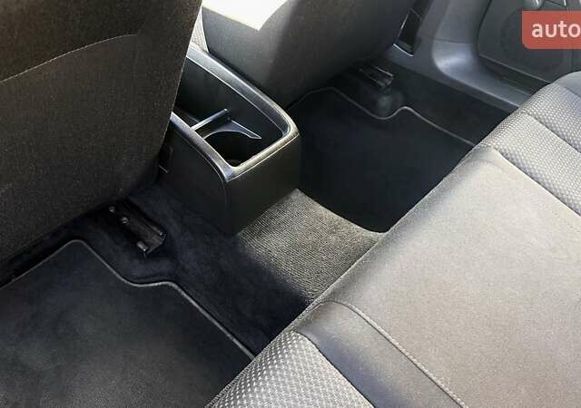 Чорний Фольксваген Пассат, об'ємом двигуна 1.8 л та пробігом 211 тис. км за 6500 $, фото 31 на Automoto.ua