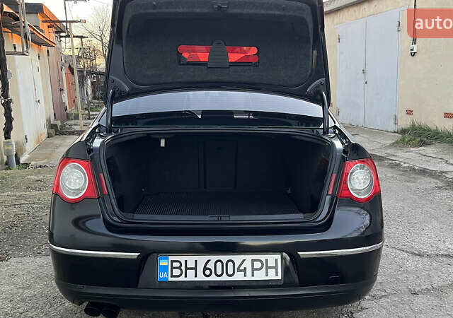 Черный Фольксваген Пассат, объемом двигателя 1.8 л и пробегом 279 тыс. км за 6200 $, фото 35 на Automoto.ua