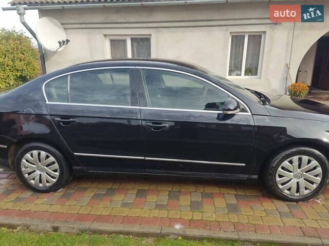 Черный Фольксваген Пассат, объемом двигателя 1.97 л и пробегом 400 тыс. км за 5950 $, фото 3 на Automoto.ua