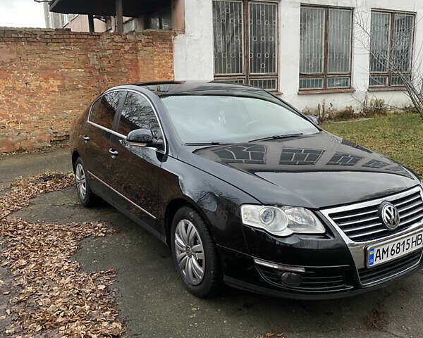 Черный Фольксваген Пассат, объемом двигателя 1.39 л и пробегом 250 тыс. км за 5500 $, фото 2 на Automoto.ua
