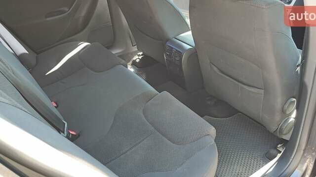 Чорний Фольксваген Пассат, об'ємом двигуна 1.8 л та пробігом 226 тис. км за 5900 $, фото 4 на Automoto.ua