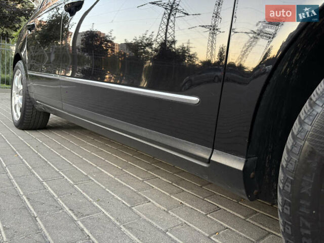 Черный Фольксваген Пассат, объемом двигателя 1.8 л и пробегом 164 тыс. км за 7400 $, фото 10 на Automoto.ua