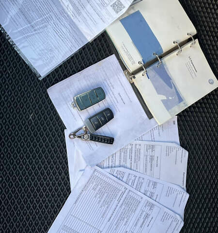 Черный Фольксваген Пассат, объемом двигателя 1.8 л и пробегом 279 тыс. км за 6200 $, фото 38 на Automoto.ua