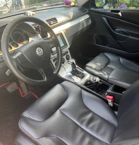 Черный Фольксваген Пассат, объемом двигателя 2 л и пробегом 260 тыс. км за 6500 $, фото 3 на Automoto.ua