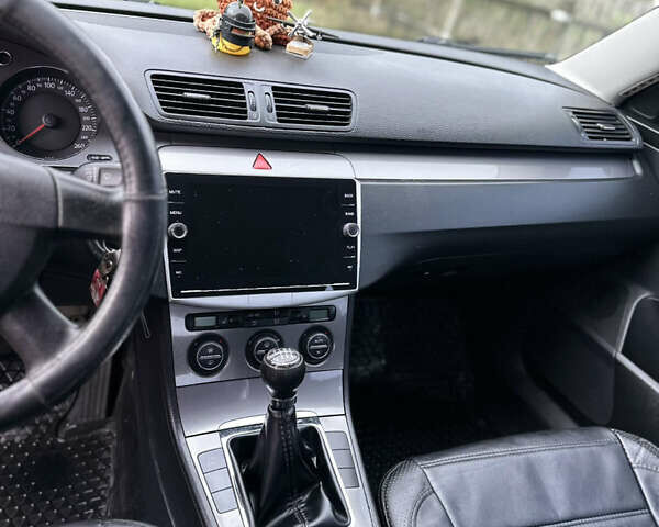 Фольксваген Пассат 2008 в Коростене на Automoto.ua Черный Фольксваген Пассат, объемом двигателя 1.8 л и пробегом 382 тыс. км за 6000 $, фото 7 на Automoto.ua