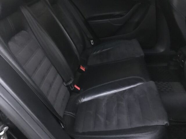 Чорний Фольксваген Пассат, об'ємом двигуна 1.8 л та пробігом 271 тис. км за 7250 $, фото 3 на Automoto.ua