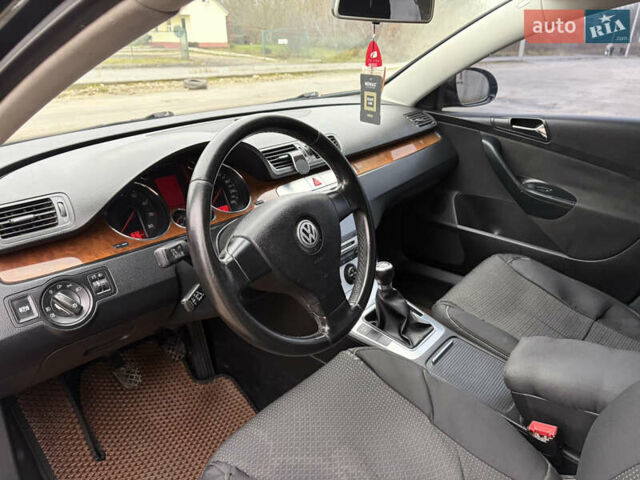 Чорний Фольксваген Пассат, об'ємом двигуна 1.8 л та пробігом 240 тис. км за 5200 $, фото 11 на Automoto.ua