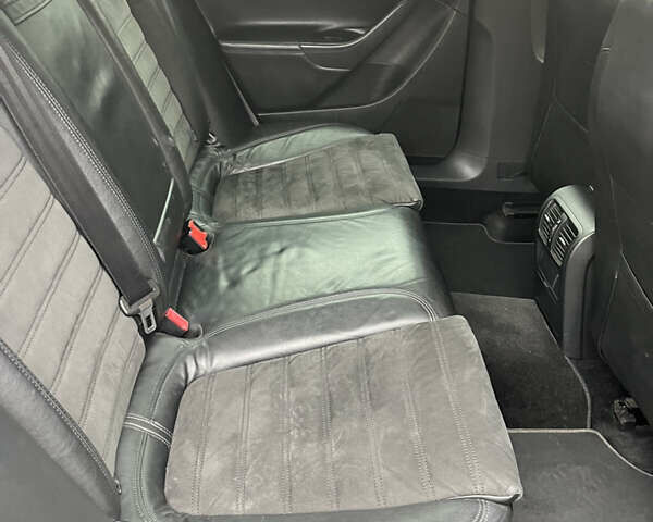 Черный Фольксваген Пассат, объемом двигателя 1.8 л и пробегом 287 тыс. км за 6500 $, фото 16 на Automoto.ua