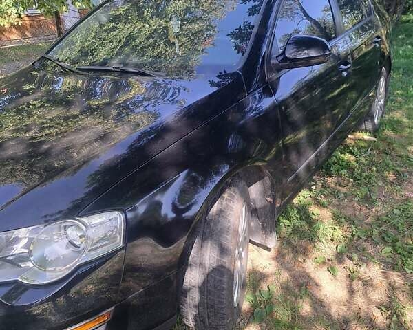 Черный Фольксваген Пассат, объемом двигателя 2 л и пробегом 197 тыс. км за 6900 $, фото 2 на Automoto.ua