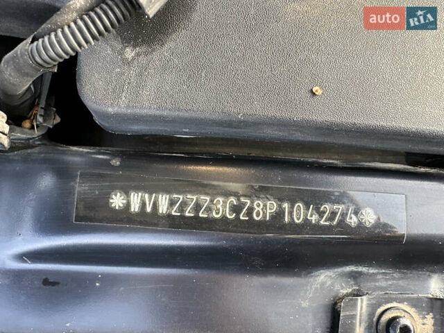 Черный Фольксваген Пассат, объемом двигателя 2 л и пробегом 270 тыс. км за 6800 $, фото 6 на Automoto.ua