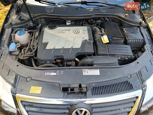 Черный Фольксваген Пассат, объемом двигателя 1.97 л и пробегом 301 тыс. км за 6700 $, фото 13 на Automoto.ua