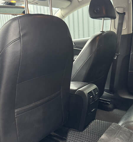 Черный Фольксваген Пассат, объемом двигателя 2 л и пробегом 429 тыс. км за 6500 $, фото 10 на Automoto.ua