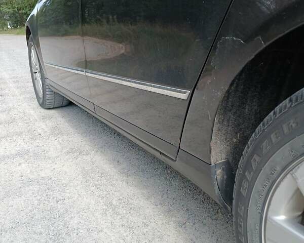 Черный Фольксваген Пассат, объемом двигателя 1.8 л и пробегом 262 тыс. км за 5200 $, фото 8 на Automoto.ua