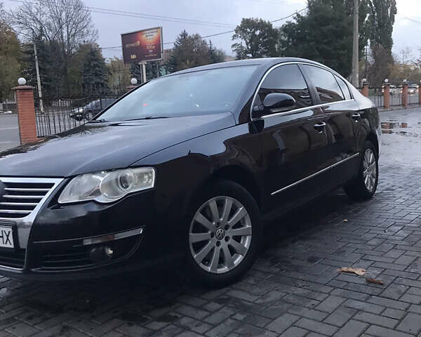 Черный Фольксваген Пассат, объемом двигателя 1.8 л и пробегом 271 тыс. км за 7250 $, фото 7 на Automoto.ua