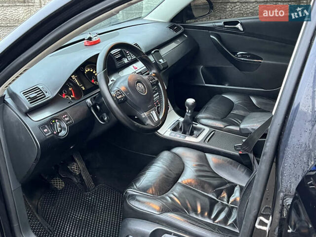 Черный Фольксваген Пассат, объемом двигателя 1.99 л и пробегом 275 тыс. км за 5750 $, фото 20 на Automoto.ua