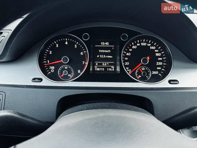 Черный Фольксваген Пассат, объемом двигателя 1.6 л и пробегом 199 тыс. км за 7950 $, фото 36 на Automoto.ua