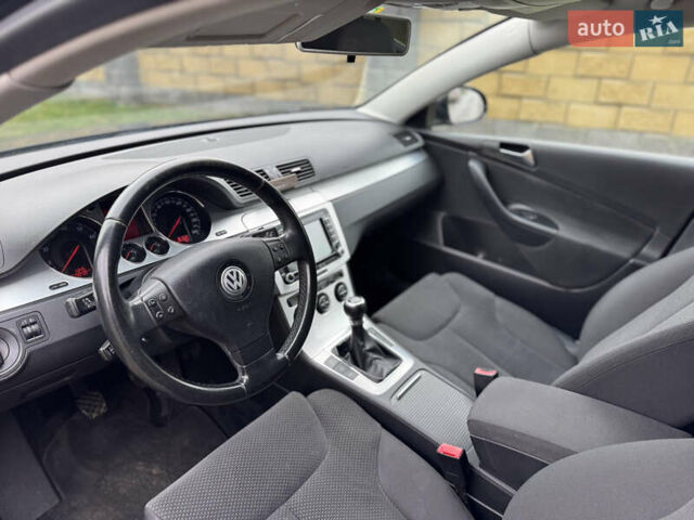 Чорний Фольксваген Пассат, об'ємом двигуна 1.8 л та пробігом 191 тис. км за 6950 $, фото 25 на Automoto.ua