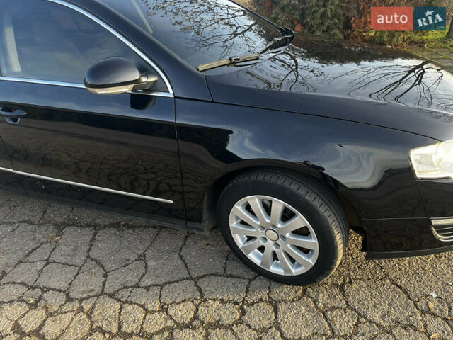 Черный Фольксваген Пассат, объемом двигателя 1.6 л и пробегом 294 тыс. км за 7600 $, фото 5 на Automoto.ua