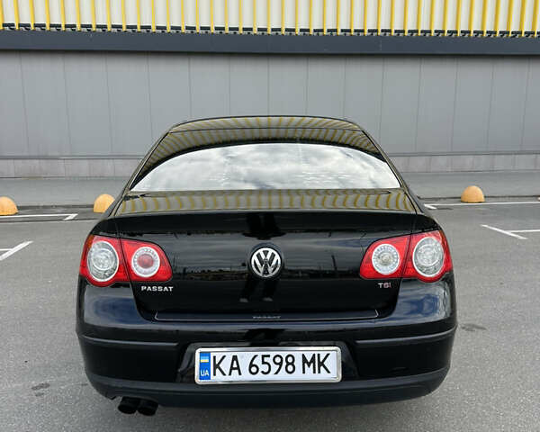 Черный Фольксваген Пассат, объемом двигателя 1.8 л и пробегом 247 тыс. км за 5999 $, фото 10 на Automoto.ua