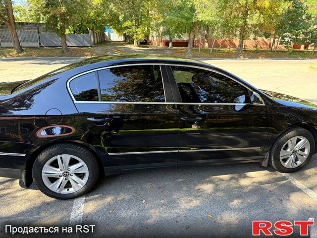 Чорний Фольксваген Пассат, об'ємом двигуна 1.8 л та пробігом 171 тис. км за 7900 $, фото 2 на Automoto.ua