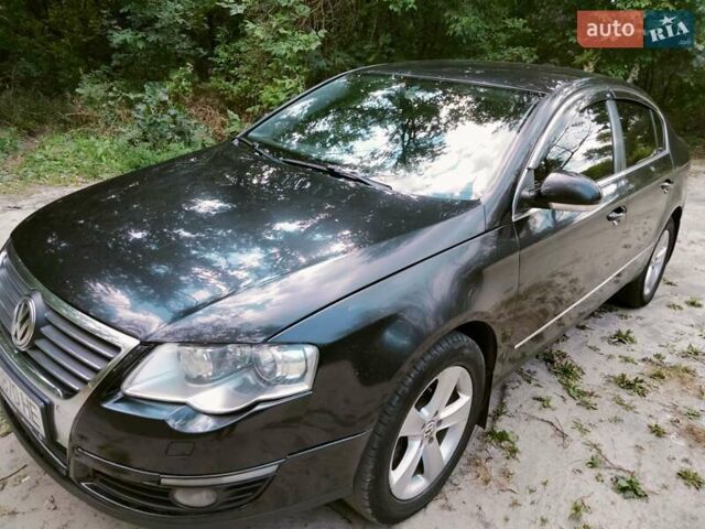Черный Фольксваген Пассат, объемом двигателя 1.97 л и пробегом 300 тыс. км за 6400 $, фото 2 на Automoto.ua