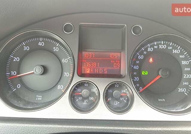 Черный Фольксваген Пассат, объемом двигателя 1.8 л и пробегом 175 тыс. км за 7000 $, фото 28 на Automoto.ua