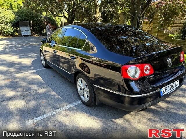 Чорний Фольксваген Пассат, об'ємом двигуна 1.8 л та пробігом 171 тис. км за 7900 $, фото 4 на Automoto.ua