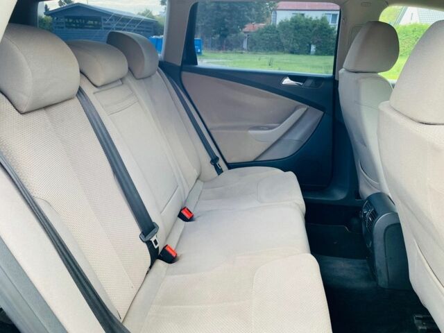 Черный Фольксваген Пассат, объемом двигателя 2 л и пробегом 238 тыс. км за 1650 $, фото 5 на Automoto.ua