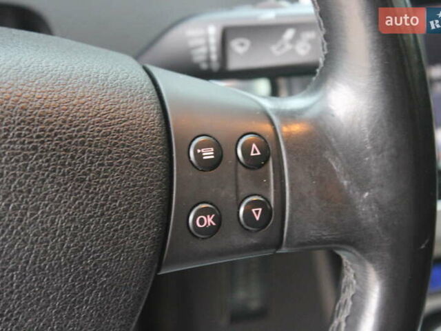 Черный Фольксваген Пассат, объемом двигателя 1.8 л и пробегом 173 тыс. км за 7500 $, фото 25 на Automoto.ua