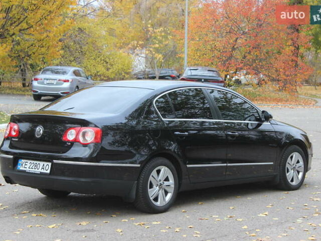 Черный Фольксваген Пассат, объемом двигателя 1.8 л и пробегом 173 тыс. км за 7500 $, фото 6 на Automoto.ua