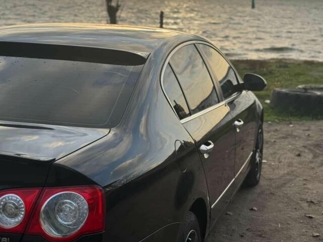 Чорний Фольксваген Пассат, об'ємом двигуна 1.8 л та пробігом 267 тис. км за 7200 $, фото 3 на Automoto.ua