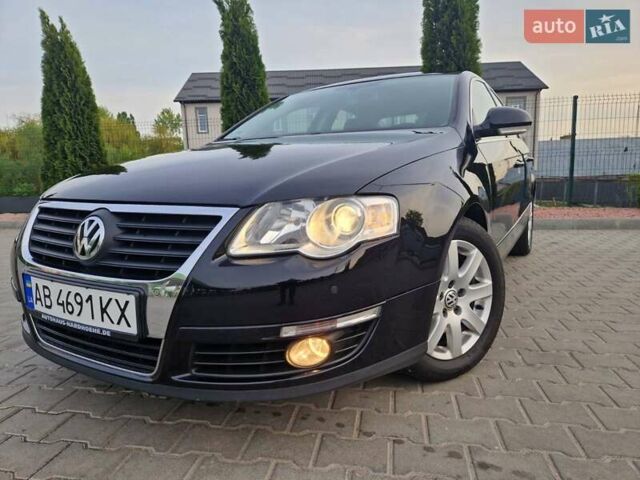 Черный Фольксваген Пассат, объемом двигателя 1.6 л и пробегом 198 тыс. км за 8499 $, фото 8 на Automoto.ua