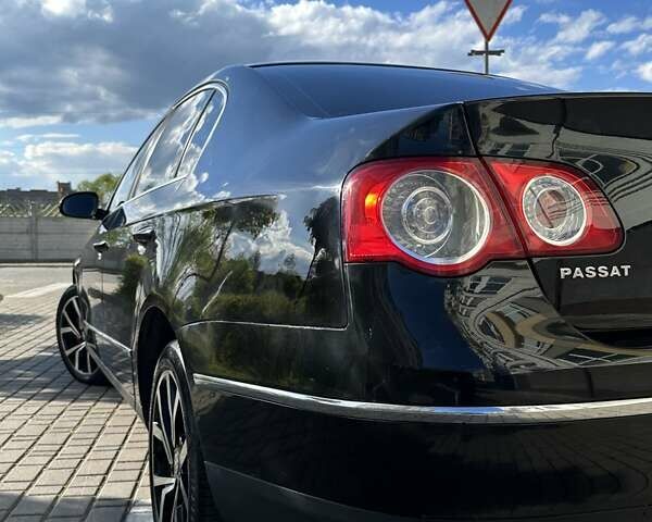 Чорний Фольксваген Пассат, об'ємом двигуна 1.97 л та пробігом 217 тис. км за 7700 $, фото 6 на Automoto.ua