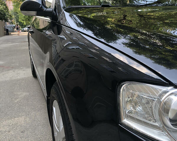 Черный Фольксваген Пассат, объемом двигателя 1.8 л и пробегом 65 тыс. км за 9200 $, фото 6 на Automoto.ua