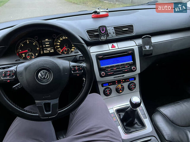 Черный Фольксваген Пассат, объемом двигателя 1.99 л и пробегом 275 тыс. км за 5750 $, фото 22 на Automoto.ua