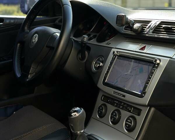 Чорний Фольксваген Пассат, об'ємом двигуна 1.97 л та пробігом 217 тис. км за 7700 $, фото 20 на Automoto.ua